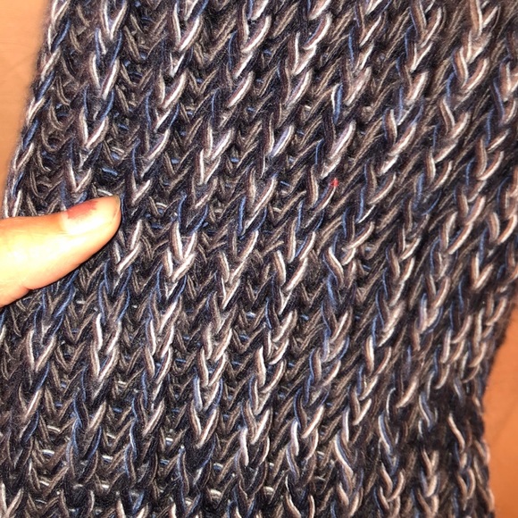 Scarves - Picture 2 of 3